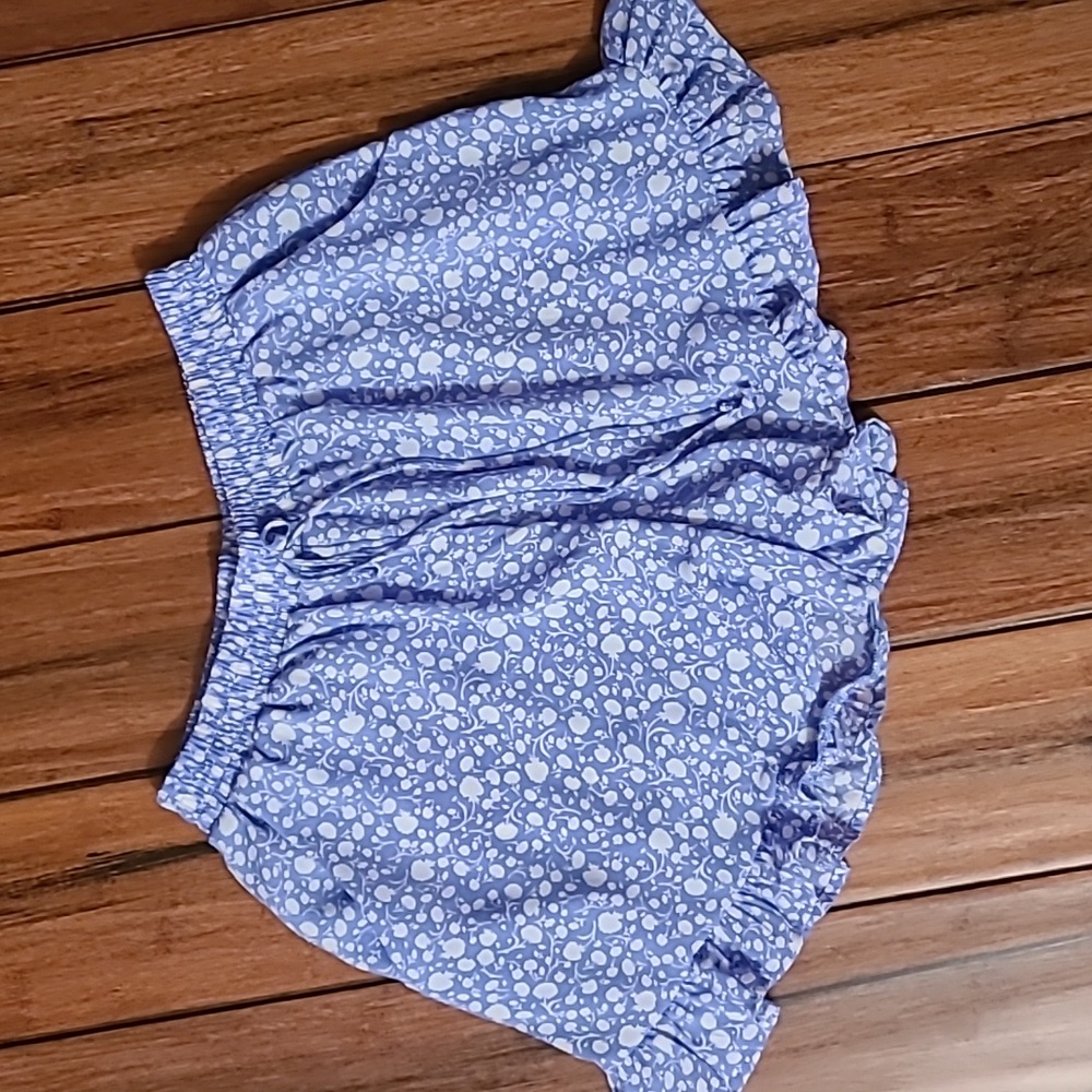 Blue ruffle shorts